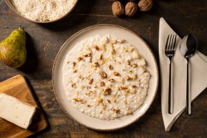 risotto al castelmagno cucinato da liffo, robot da cucina dotato di intelligenza artificiale