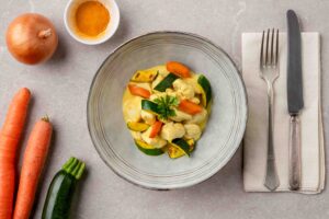 Pollo al curry con verdure