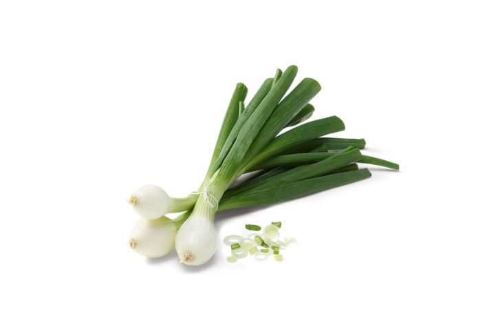Julienned spring onions