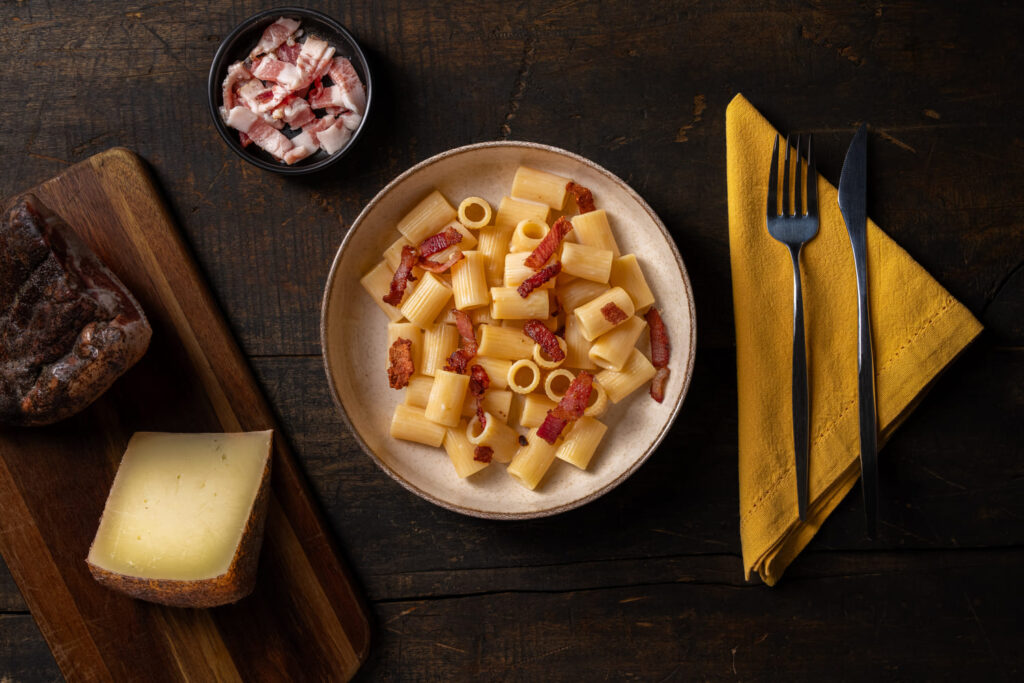 mezze maniche alla gricia 2