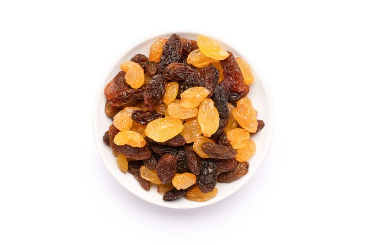 Whole raisins